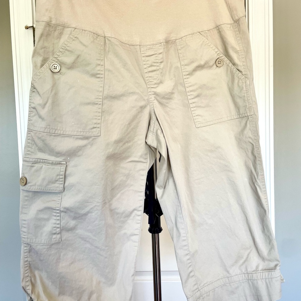 Duo Maternity Cropped Cargo Stretch Pants in Tan